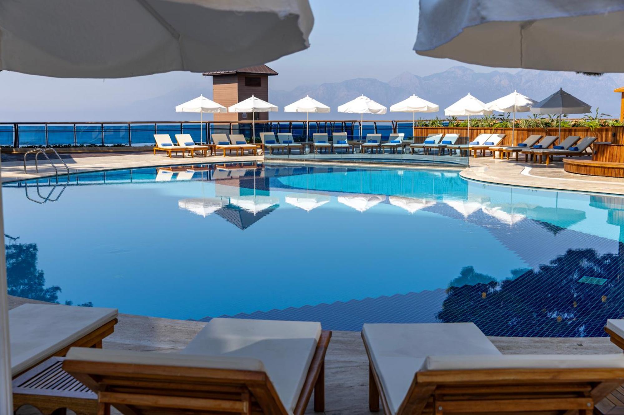 Delta Hotels By Marriott Antalya Lara - Adult Only Exterior foto
